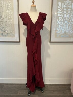 #131 Especially Ruffled V-Neck Maxi Dress in Burgundy Ref:V00577